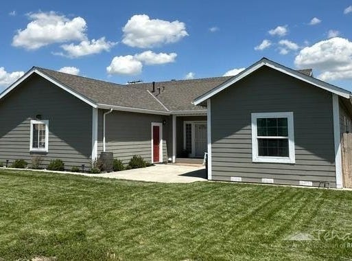 18420 Santa Anita Street, Tehachapi, CA 93561