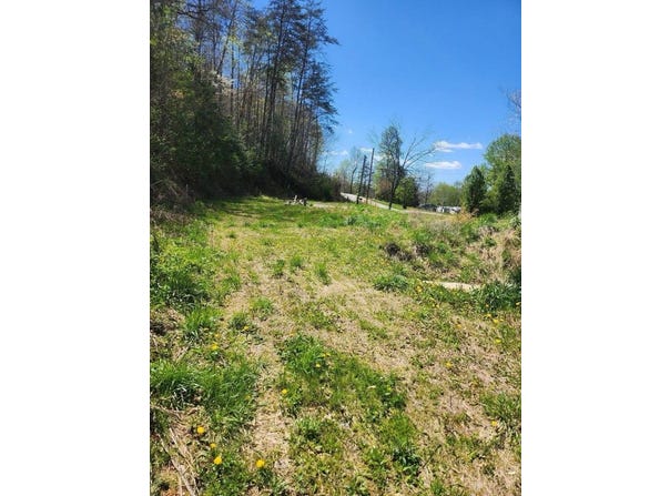 999 HWY, 204 Road, Williamsburg, KY 40769