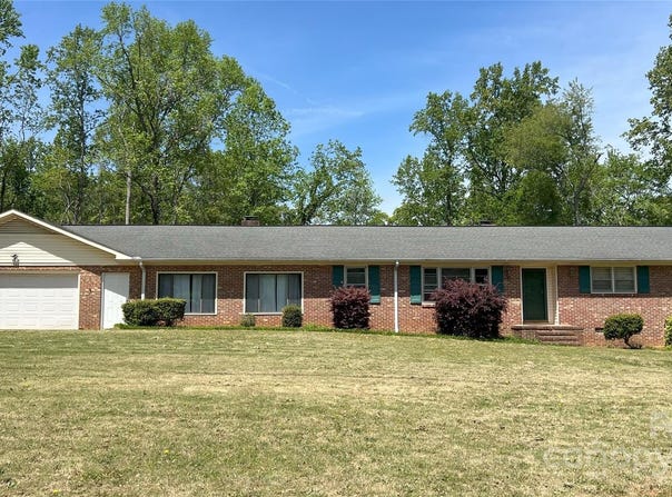 1926 Bud Arthur Bridge Road, Spartanburg, SC 29307