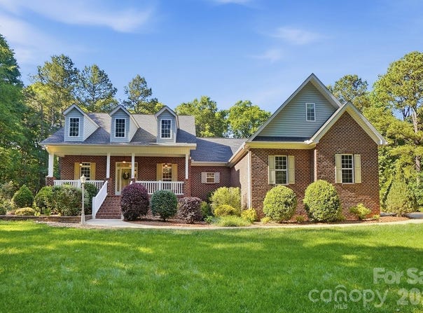 2043 Standing Timber Road, Lancaster, SC 29720