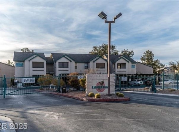 5151 Lindell Road, Las Vegas, NV 89118
