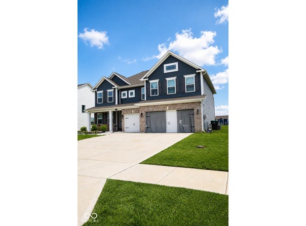 271 Walker Drive, Whiteland, IN 46184