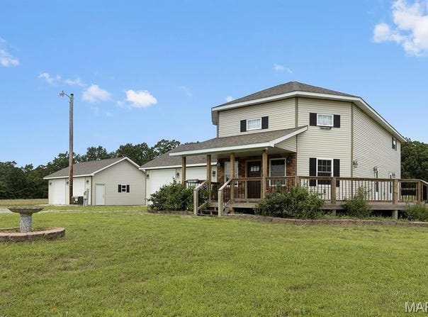 635 County Road 470, Poplar Bluff, MO 63901