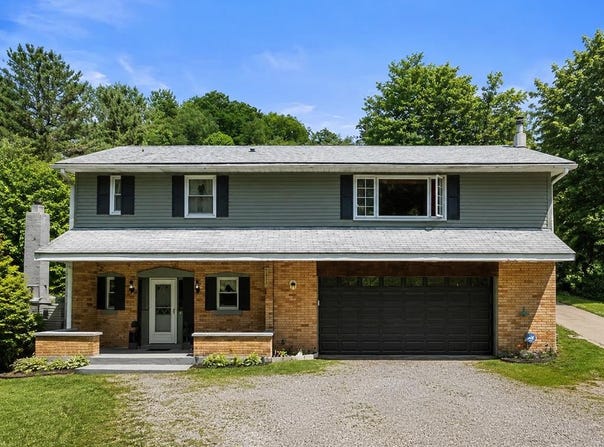 12 Tiffany Lane, Moundsville, WV 26041