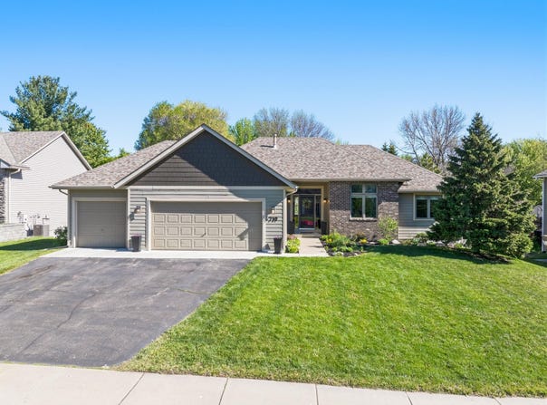 719 Eastridge Drive, Northfield, MN 55057