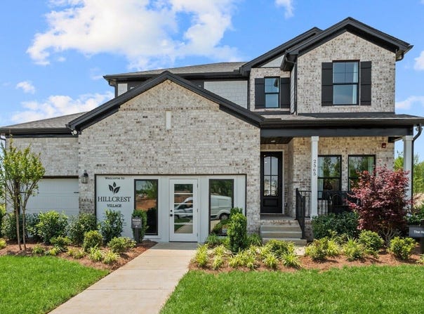 2943 Sharpstone Drive, Columbia, TN 38401