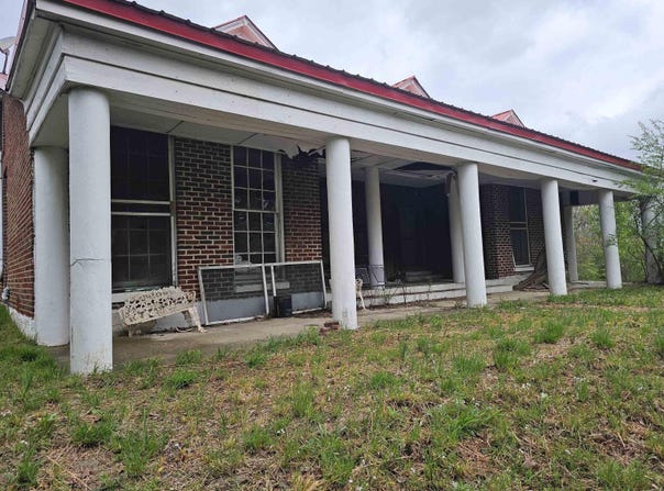 306 Hwy 71 N, Mena, AR 71953