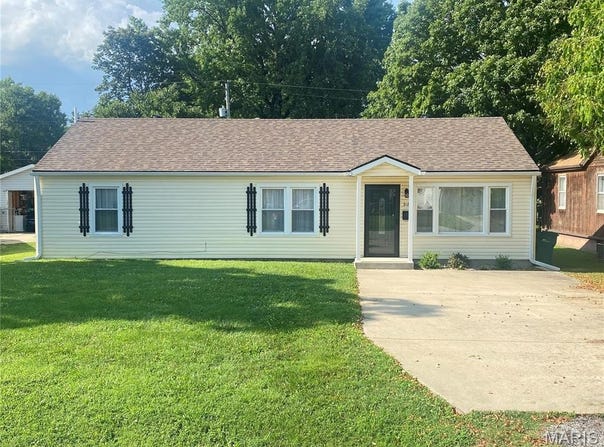 318 Joy Drive, O'Fallon, IL 62269