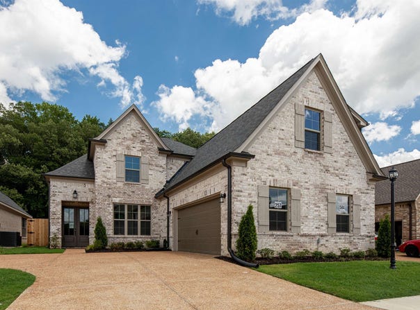 584 HOLDEN, Cordova, TN 38018