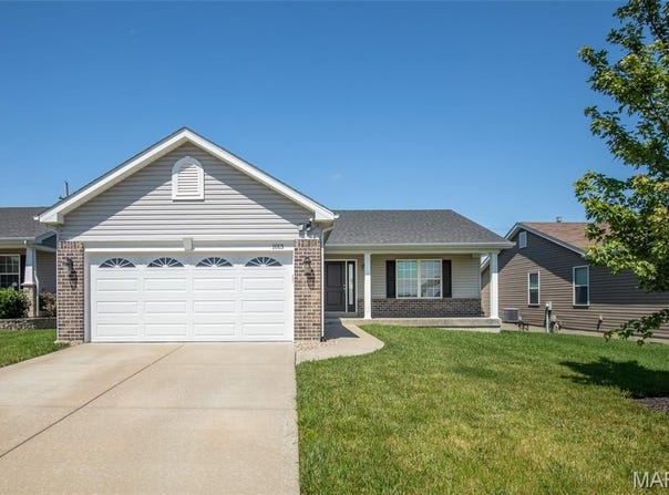 1013 Sweet River Drive, O'Fallon, MO 63366