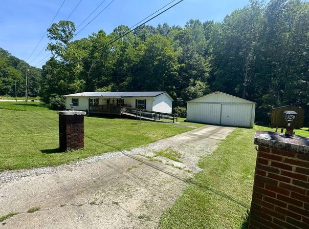 2534  Clay Road, Spencer, WV 25276