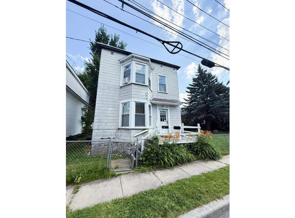7 Saranac Street, Plattsburgh, NY 12901