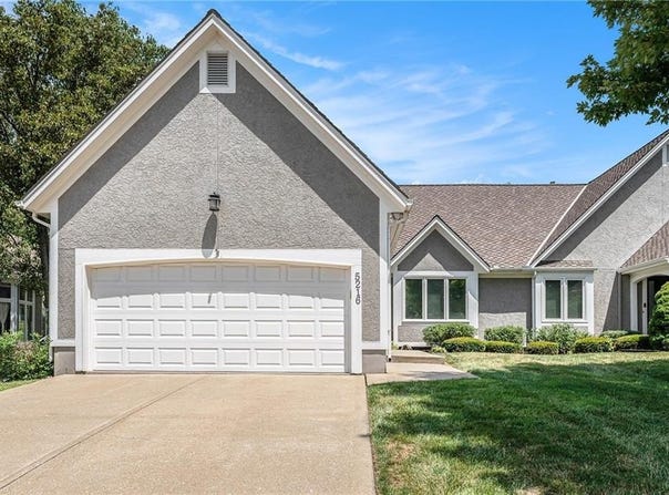 5216 W 122nd Street, Overland Park, KS 66209