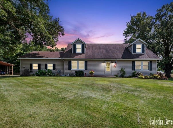 20111 W Church Road, Howard City, MI 49329