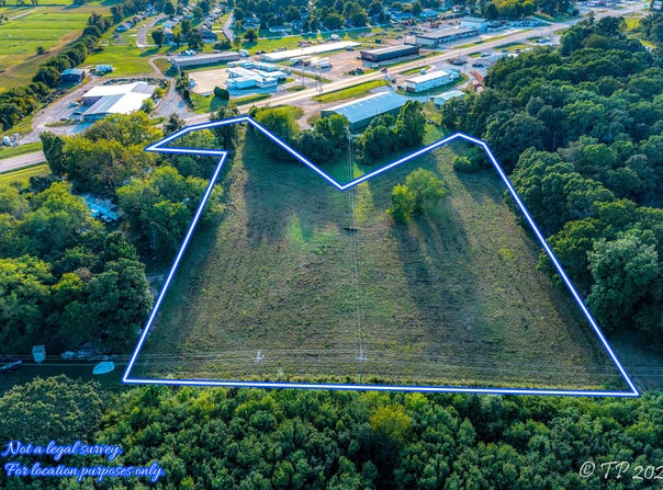 1753 Private Road 8650, West Plains, MO 65775