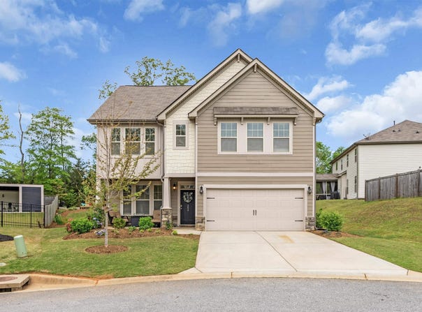 204 Lambert Court, Simpsonville, SC 29680