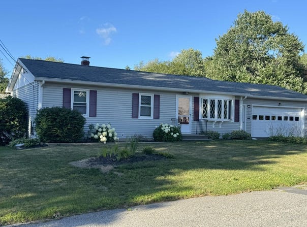 22 Bosse Street, Lewiston, ME 04240