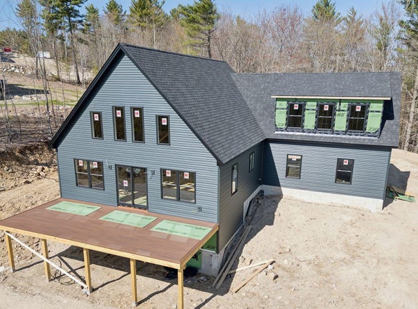 19 Sky Ridge Drive, Casco, ME 04015