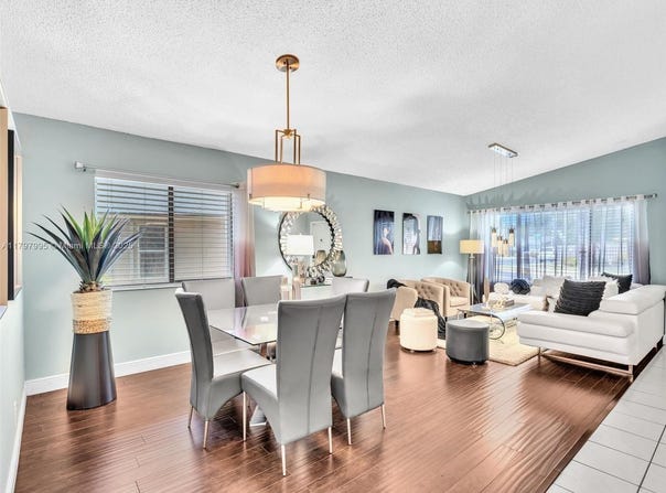 5206 NW 99th Ave, Sunrise, FL 33351