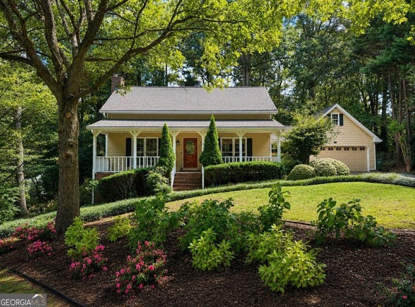 1052 Evelyn Lane, Lilburn, GA 30047