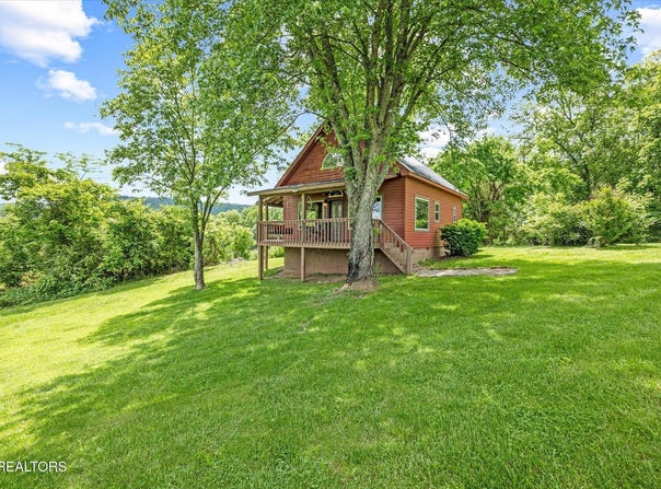 2892 N York Hwy, Pall Mall, TN 38577