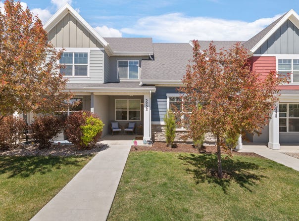 5232 W MILLER CROSSING Dr, Herriman, UT 84096