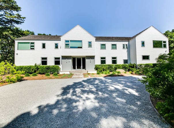 19 Quarty Circle, East Hampton, NY 11937