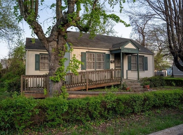 414 10 1/2 Street NW, Charlottesville, VA 22903