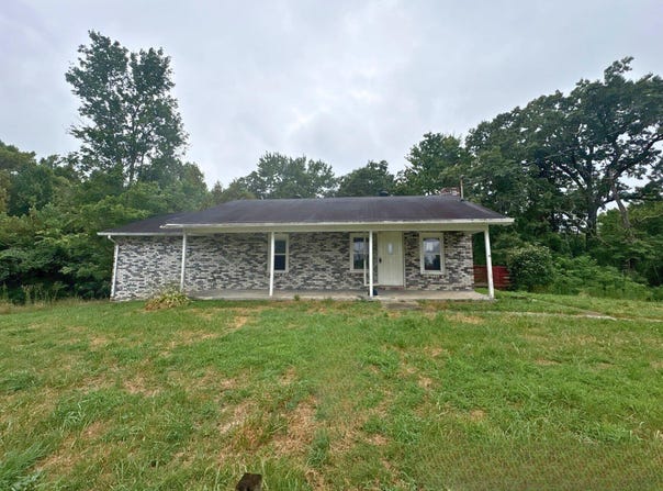 705 Upper Dry Fork Road, McKee, KY 40447