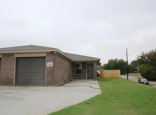3200 Cherry Lane, Fort Worth, TX 76116