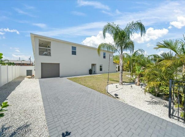 200 Circle Avenue, Melbourne, FL 32935