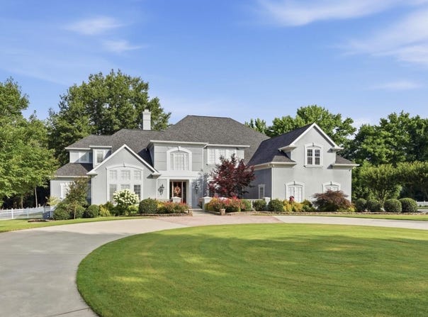 2600 Applewood Circle SE, Decatur, AL 35603