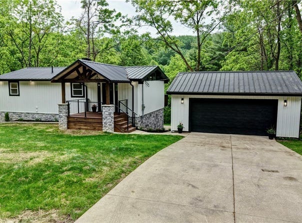 2498 Moudon Drive, Millersburg, OH 44654