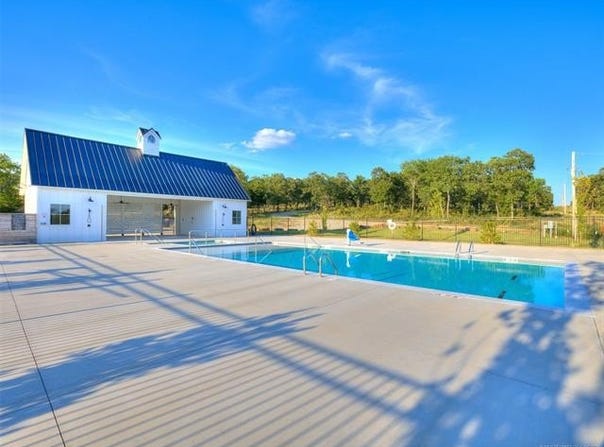 74 Cedar Run Road, Eufaula, OK 74432