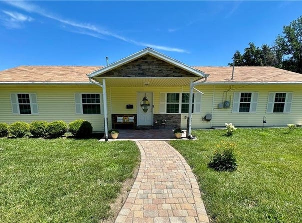 221 N Mattie Street, Maryville, MO 64468