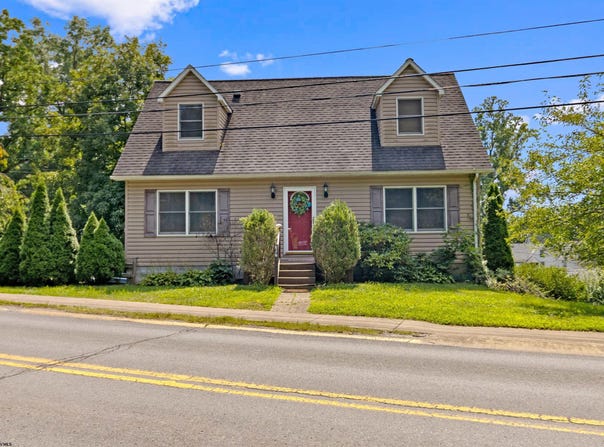 207 Willowdale Road, Morgantown, WV 26505