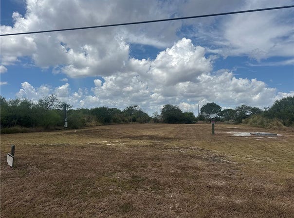 1311 Second Street lot: 3, Bayside, TX 78340