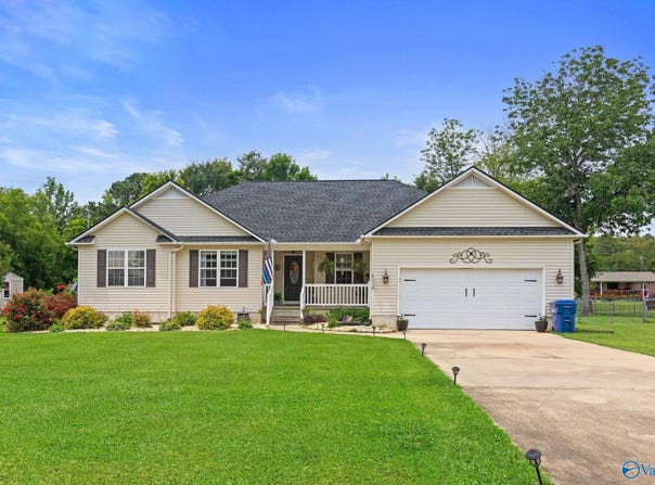 4810 Cornelia Drive, Hokes Bluff, AL 35903