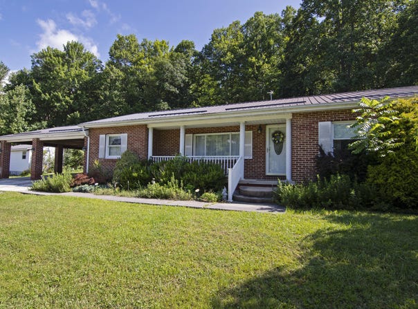 17876 N. Route 20, Meadow Bridge, WV 25976