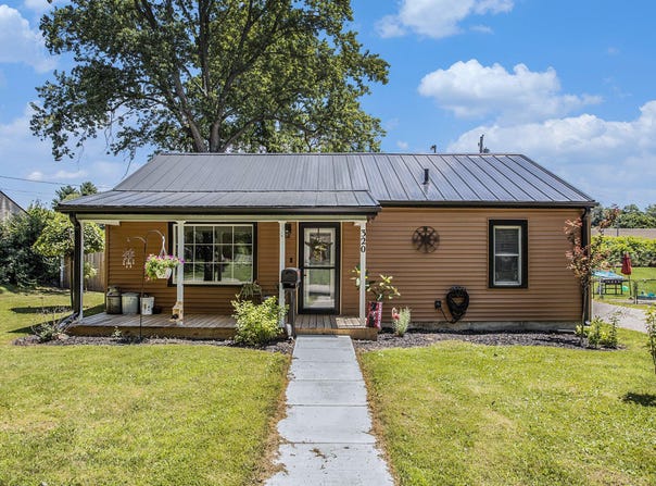 320 East Drive, Marshall, MI 49068