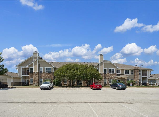 1313 SE University Avenue unit: 206, Waukee, IA 50263