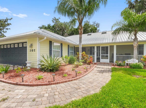 102 St Johns Blvd, East Palatka, FL 32131