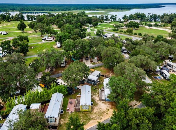 15991 NE 243RD PLACE ROAD, FORT MC COY, FL 32134