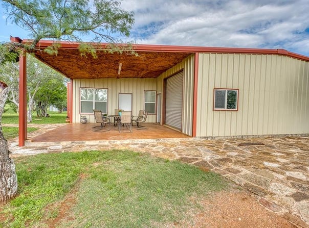 948 County Rd 314, Llano, TX 78643