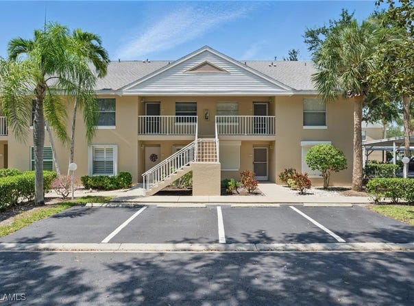 102 Pebble Shores Drive unit: 204, Naples, FL 34110