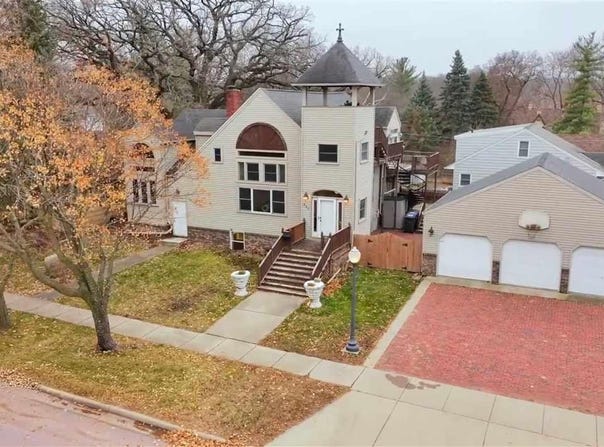 227 W 5th, Mankato, MN 56001