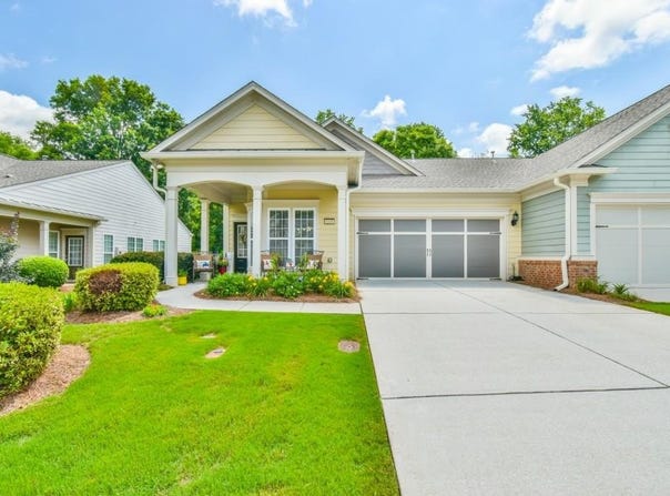 6148 Longleaf Drive, Hoschton, GA 30548