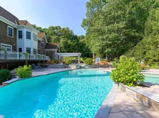 199 Upper Shad Road, Pound Ridge, NY 10576
