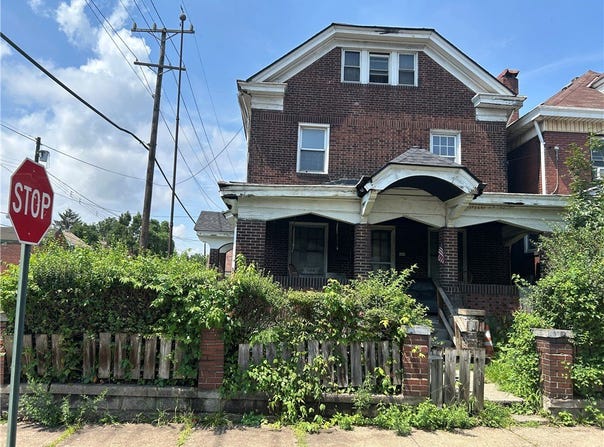 101 8th St, Braddock, PA 15104
