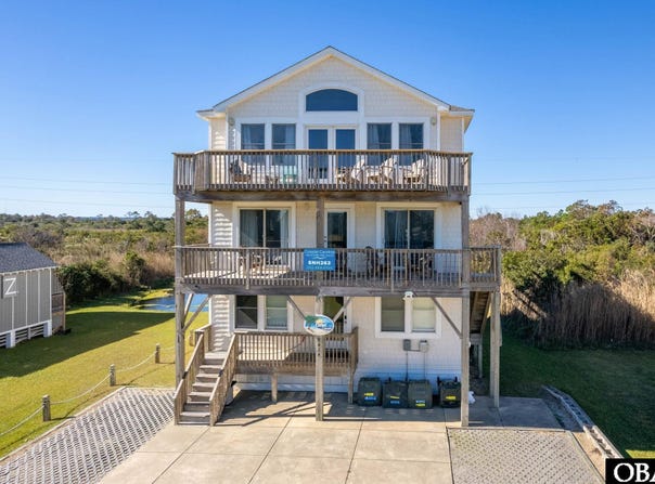 8424 S Old Oregon Inlet Road, Nags Head, NC 27959